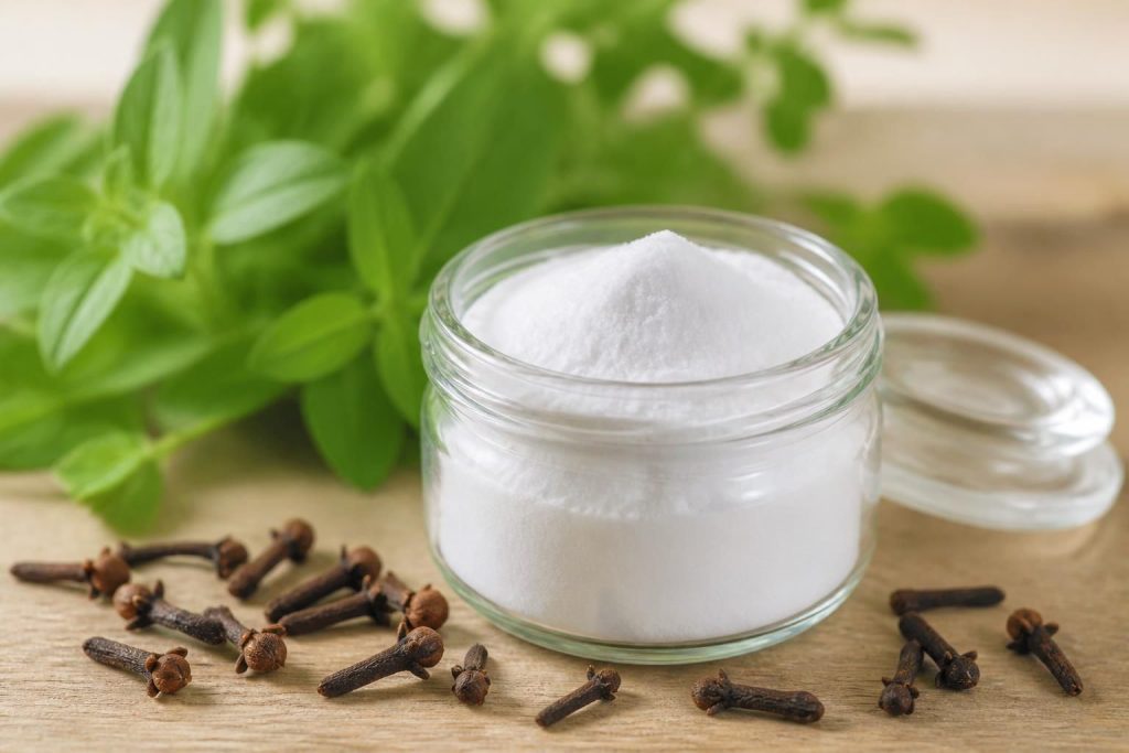 découvrez un remède de grand-mère naturel contre les odeurs intimes, à base de clou de girofle et bicarbonate, pour une fraîcheur durable et un soin bienveillant.